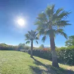 빌라 Piscine Et A 20 Min A 5min 로크부른수르알젠스